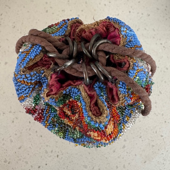 RARE 1890s Glass Beaded Cinch Bag w/Floral Pattern - Picture 14 of 16